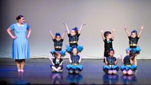 Senior Kinder Dance - Wed @ 4:45pm, 30m