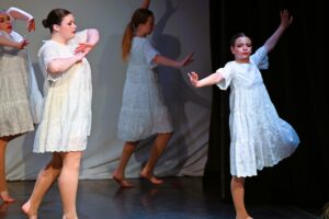 Junior Dance - Mon @ 6:30pm, 45m