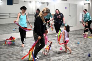 Parent & Tot Dance - Sat @ 9:15am, 30m